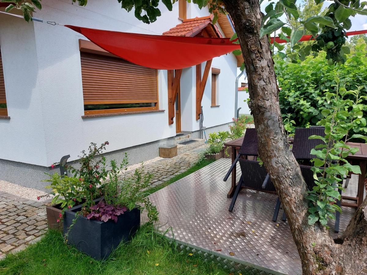 Ferienhaus In ברנאו ביי ברלין מראה חיצוני תמונה
